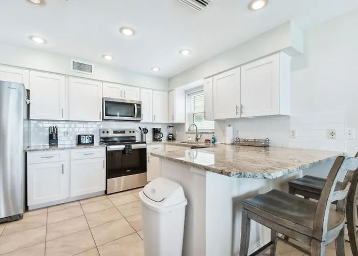 Oceanfront Oasis With Private Elevator * Clearwater Beach