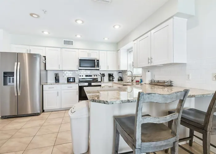 Oceanfront Oasis With Private Elevator Apartamento