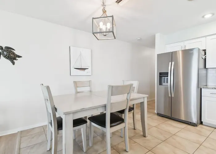 Oceanfront Oasis With Private Elevator Apartamento
