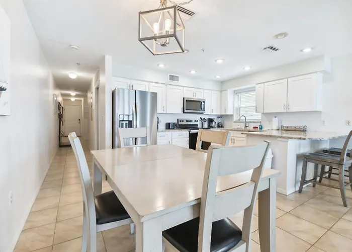 Oceanfront Oasis With Private Elevator Apartamento Clearwater Beach