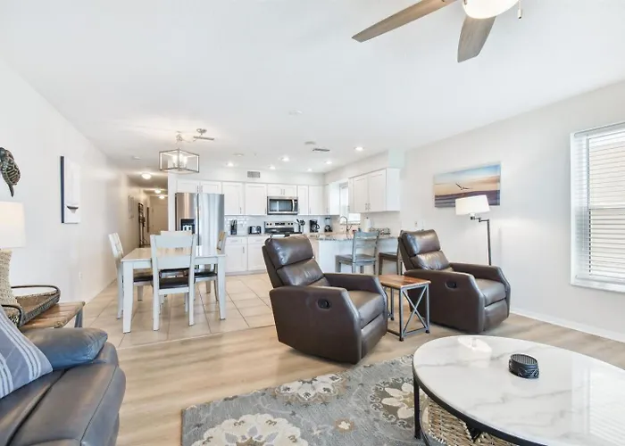 Oceanfront Oasis With Private Elevator *