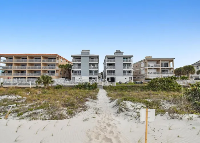 Oceanfront Oasis With Private Elevator * Clearwater Beach